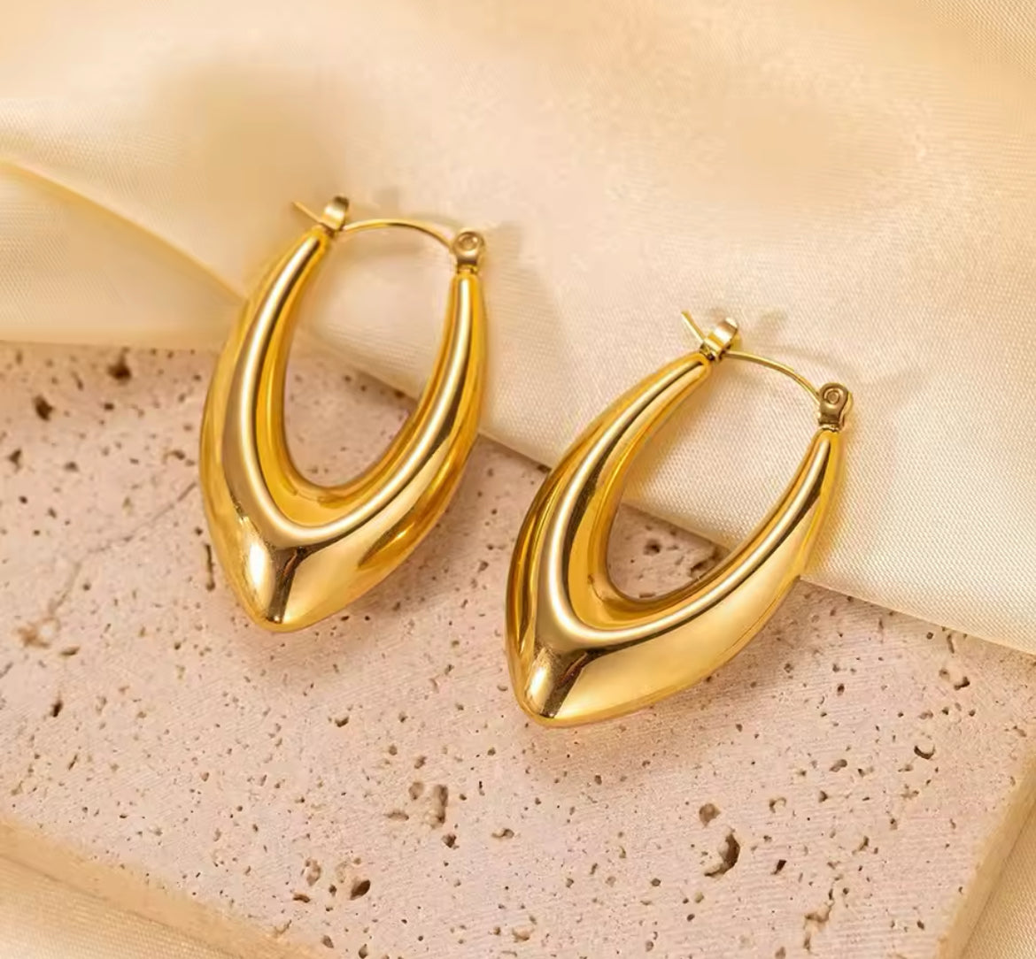 Sleek Gold Teardrop Hoop Earrings