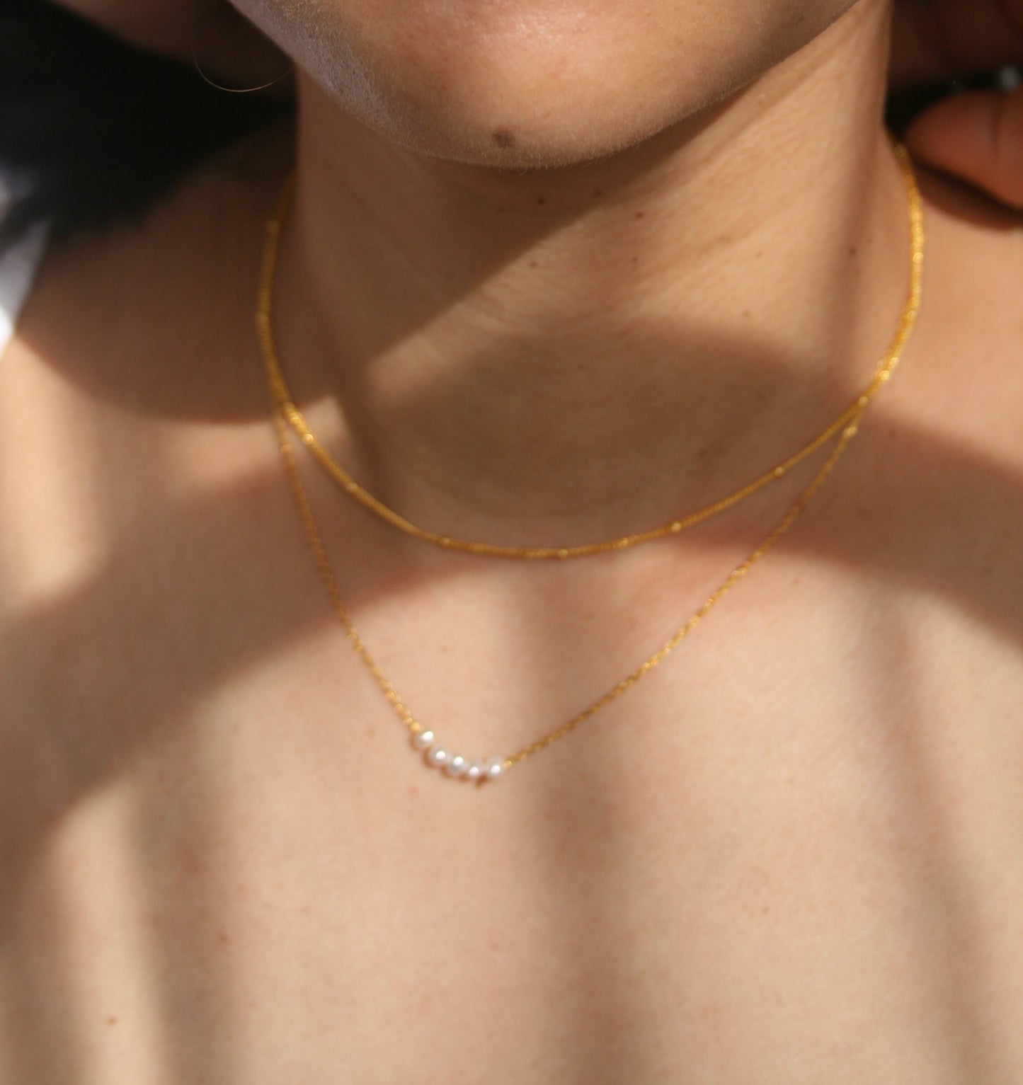 Double layered pearl necklace