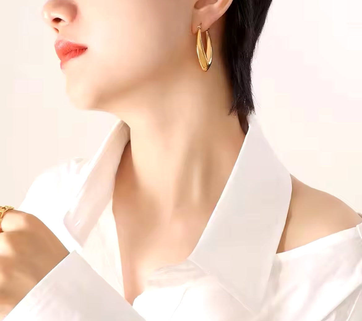 Sleek Gold Teardrop Hoop Earrings