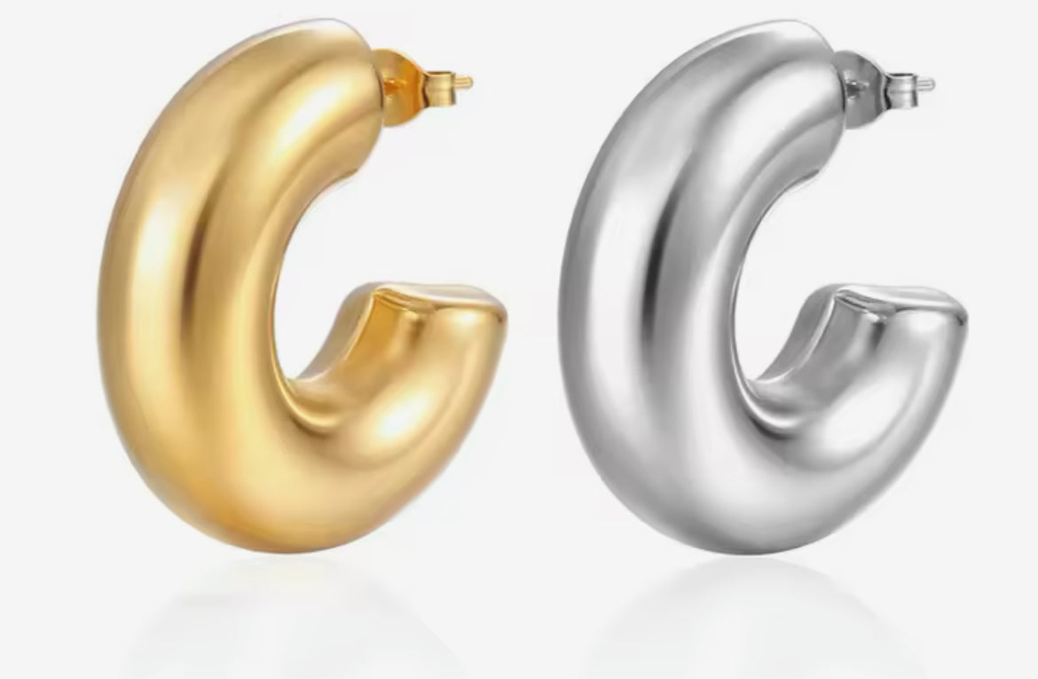 Sculpted Elegance Silver Hoop Earrings