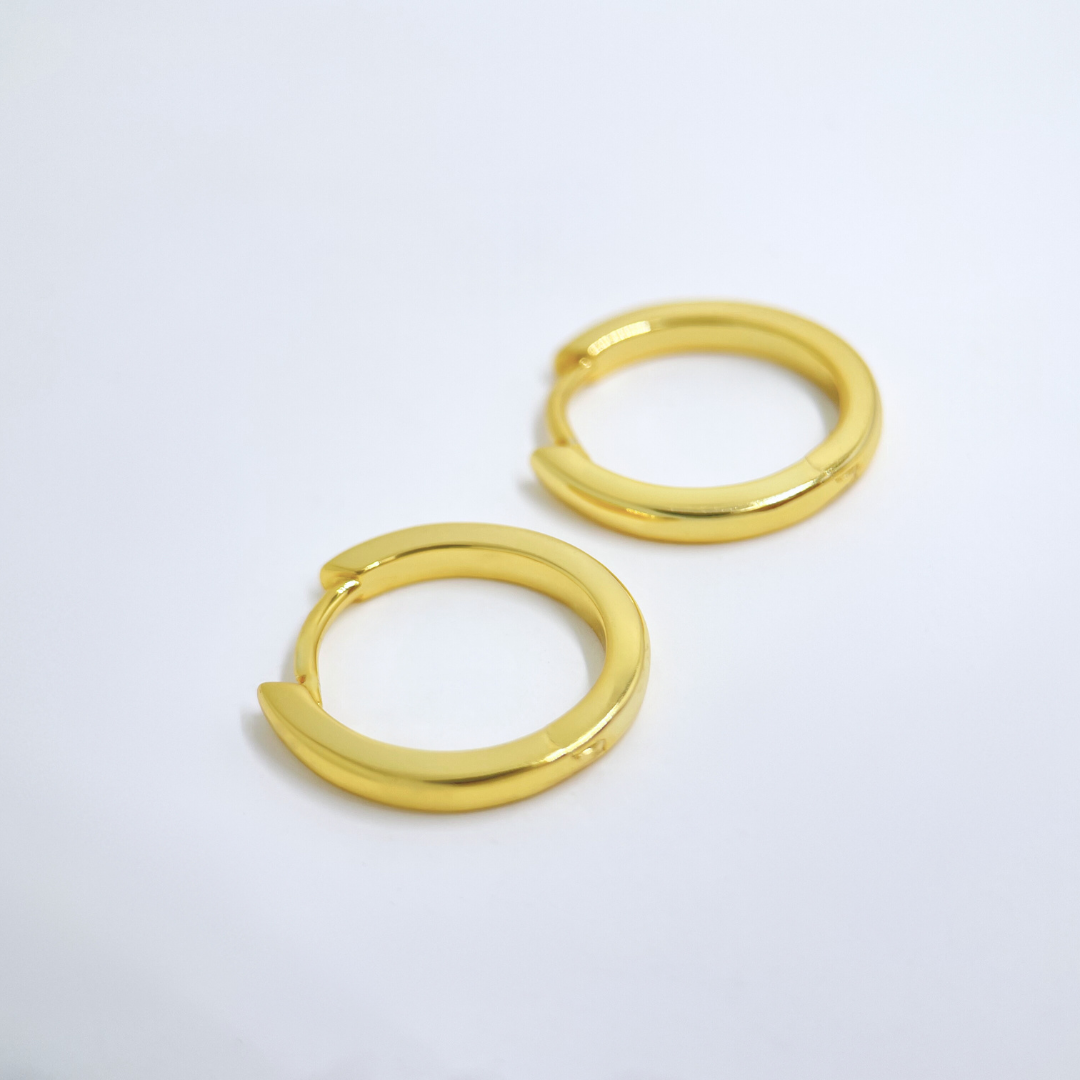 11mm Classic Round Hoop Earrings